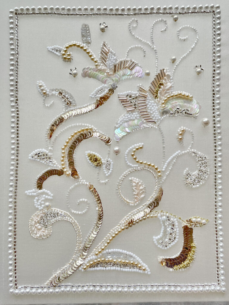 リュネヴィル刺繡　アラベスク模様